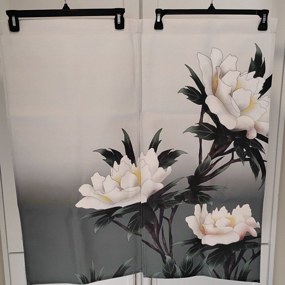White Peonies Japanese Style Noren Doorway Curtain For Home Decor